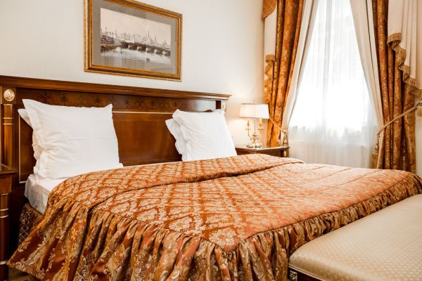 Petroff Palace Hotel (Moskau)